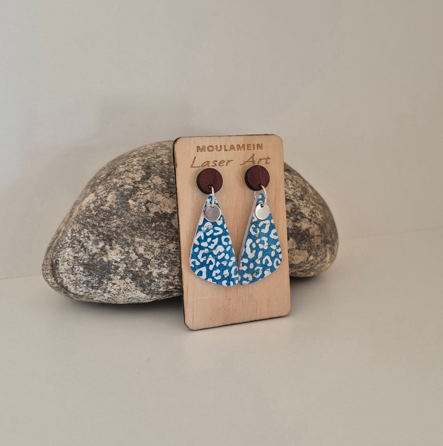 LEATHER/CORK EARRINGS