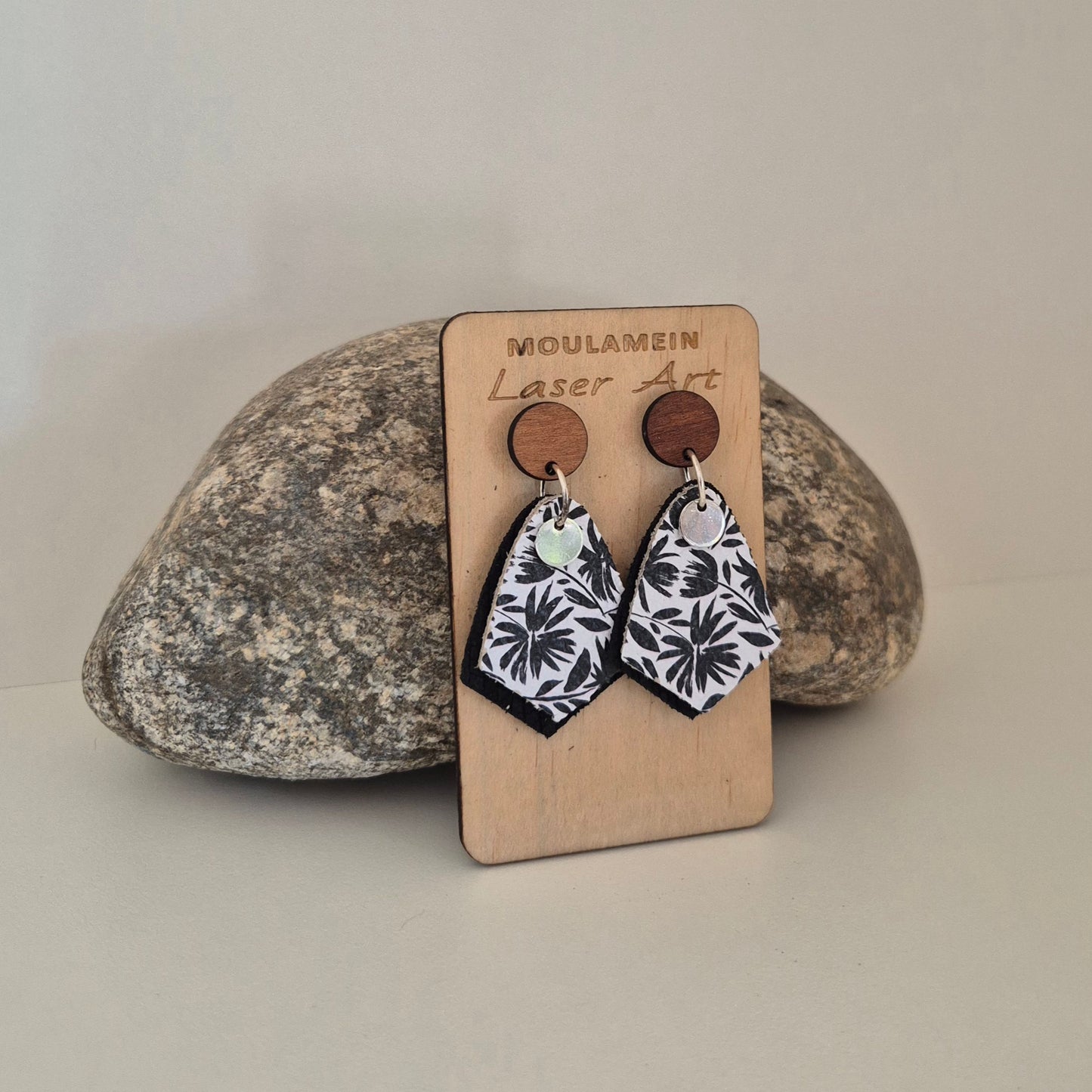 LEATHER EARRINGS