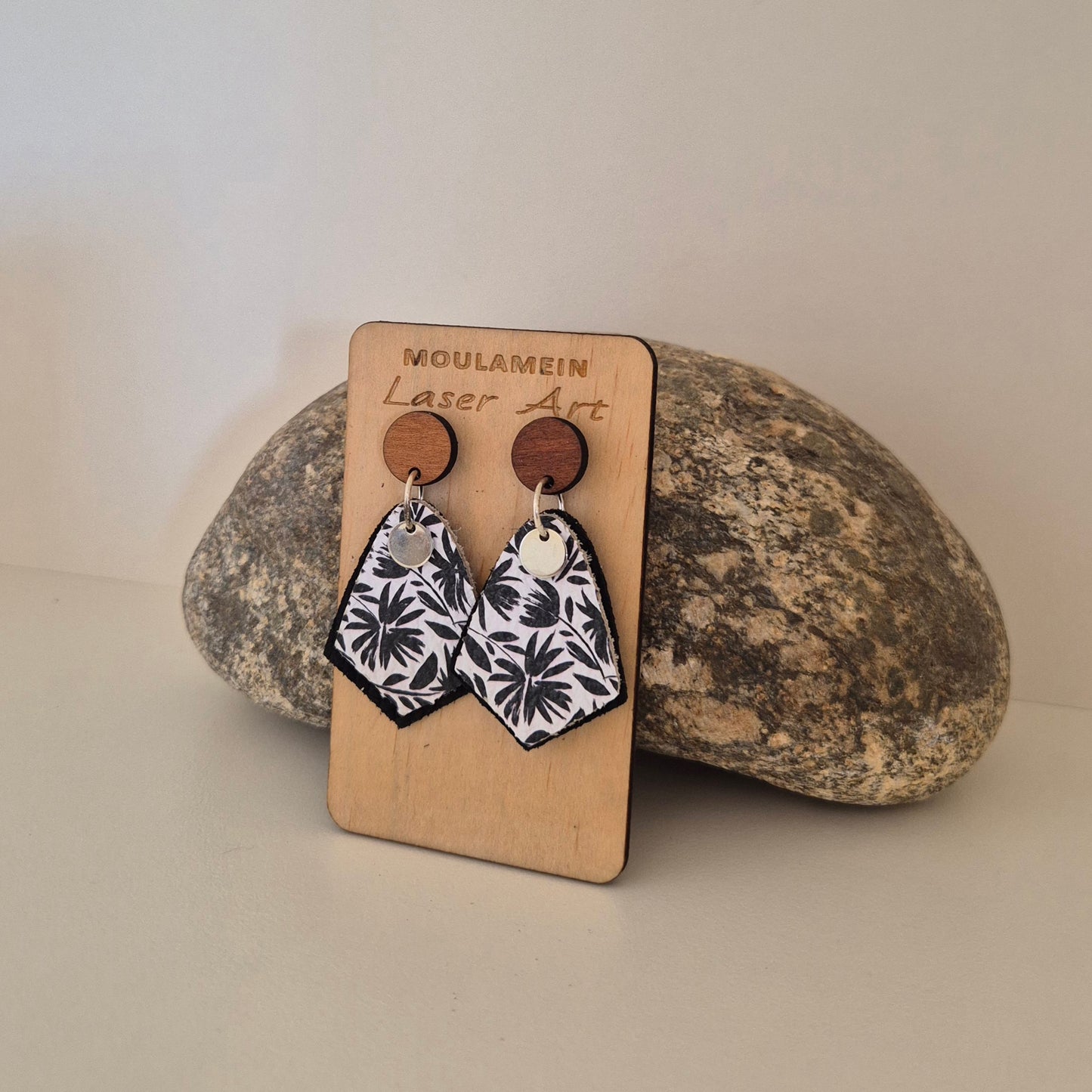 LEATHER EARRINGS