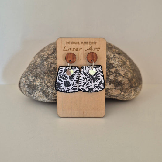 LEATHER EARRINGS