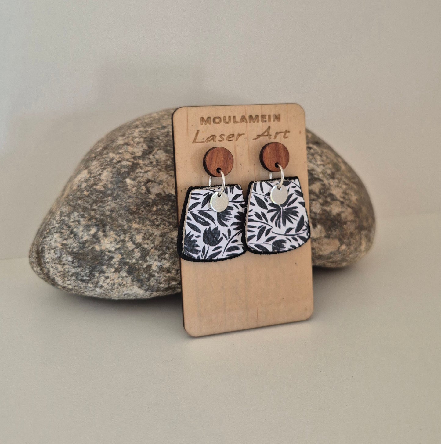 LEATHER EARRINGS