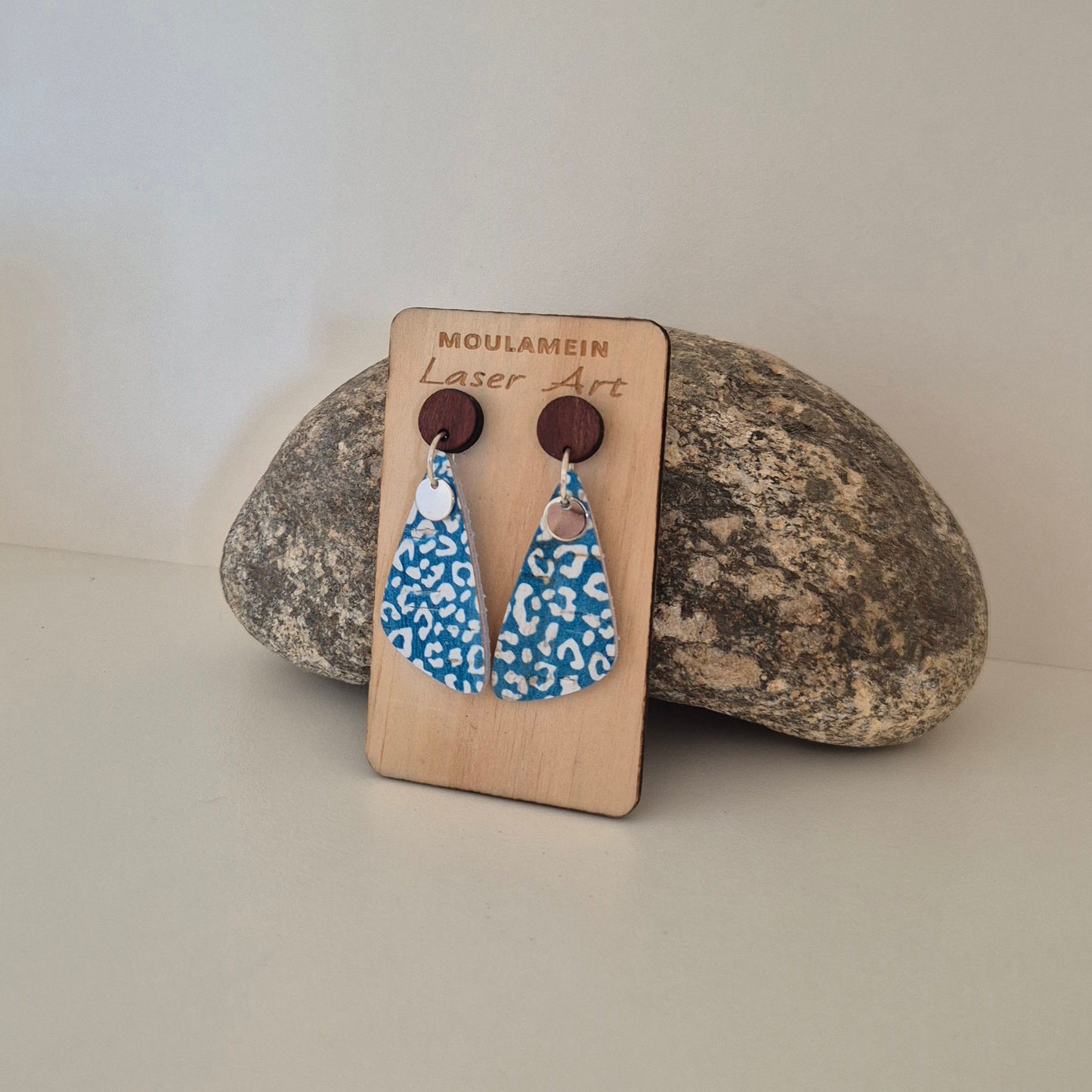 LEATHER/CORK EARRINGS